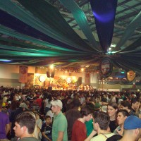 As pessoas da Oktoberfest