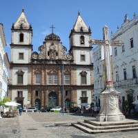 Igreja e Cruzeiro São Francisco